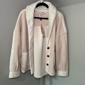 Listicle Cream Teddy Jacket Size‎ Medium Oversized Button Front Pockets